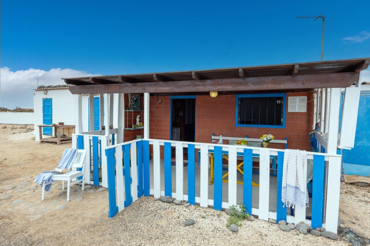 Cabin In Front Of Idyllic Majanicho Beach Exterior photo